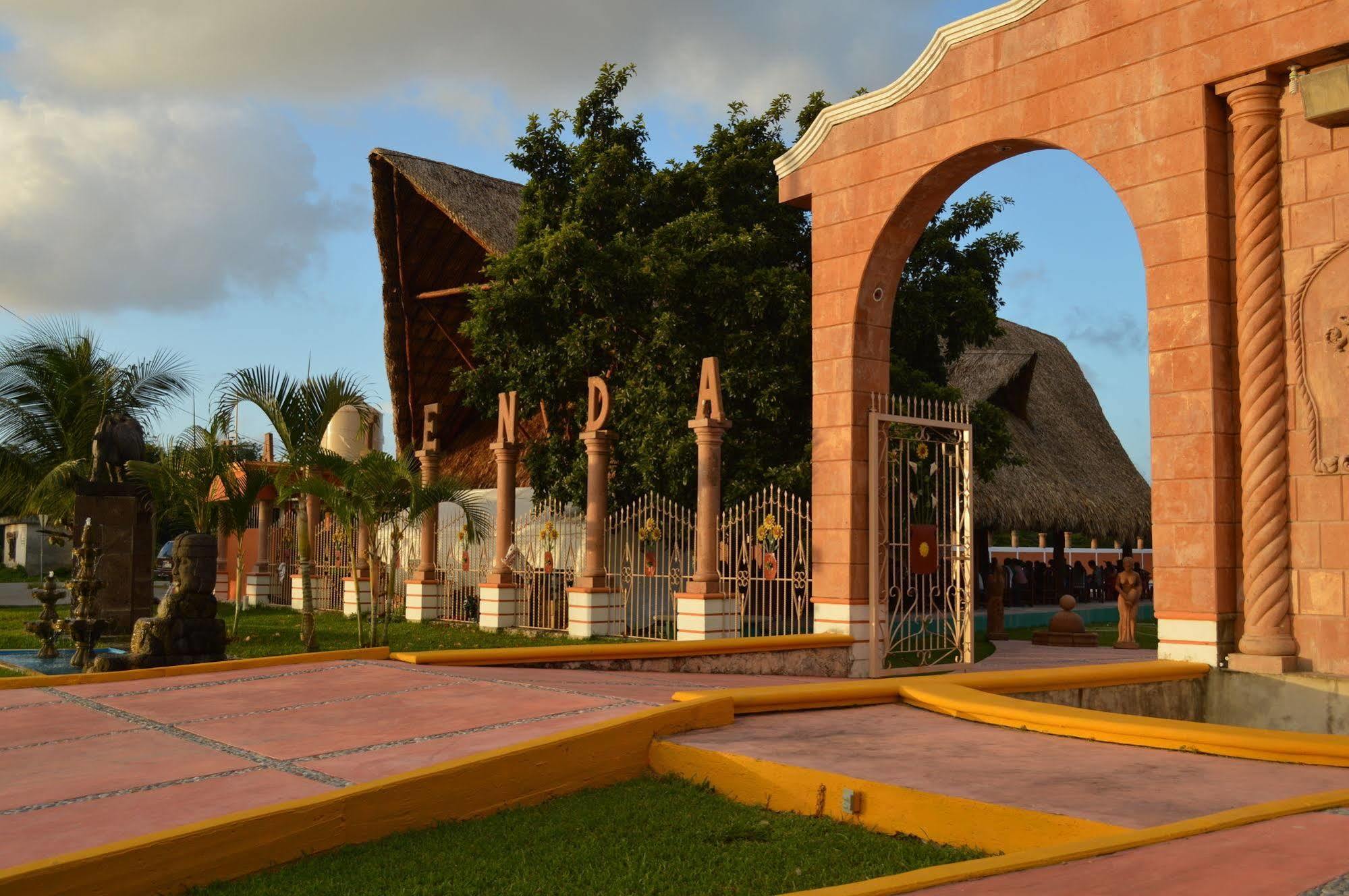 Hotel Hacienda Ixtlan Cozumel Exterior foto